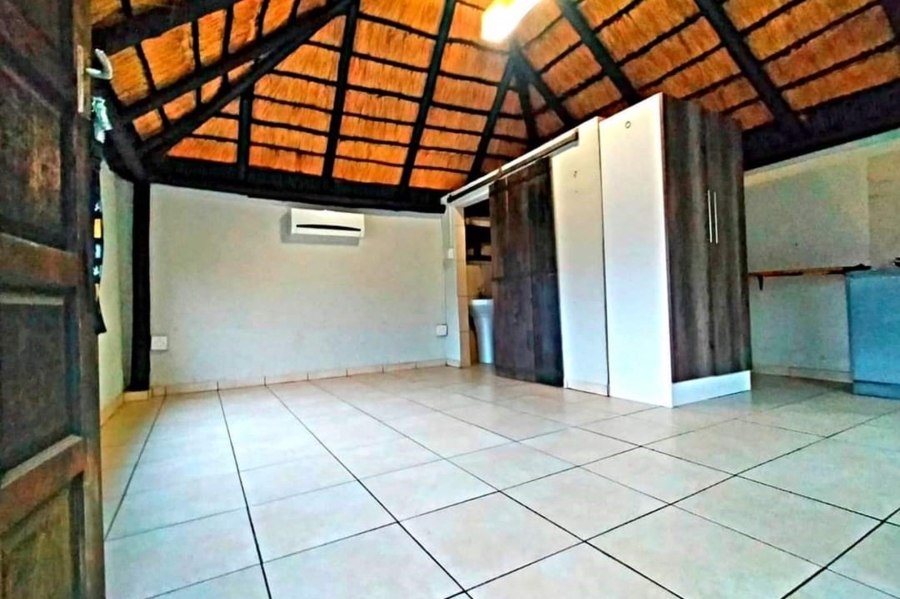 To Let 1 Bedroom Property for Rent in Geelhoutpark North West